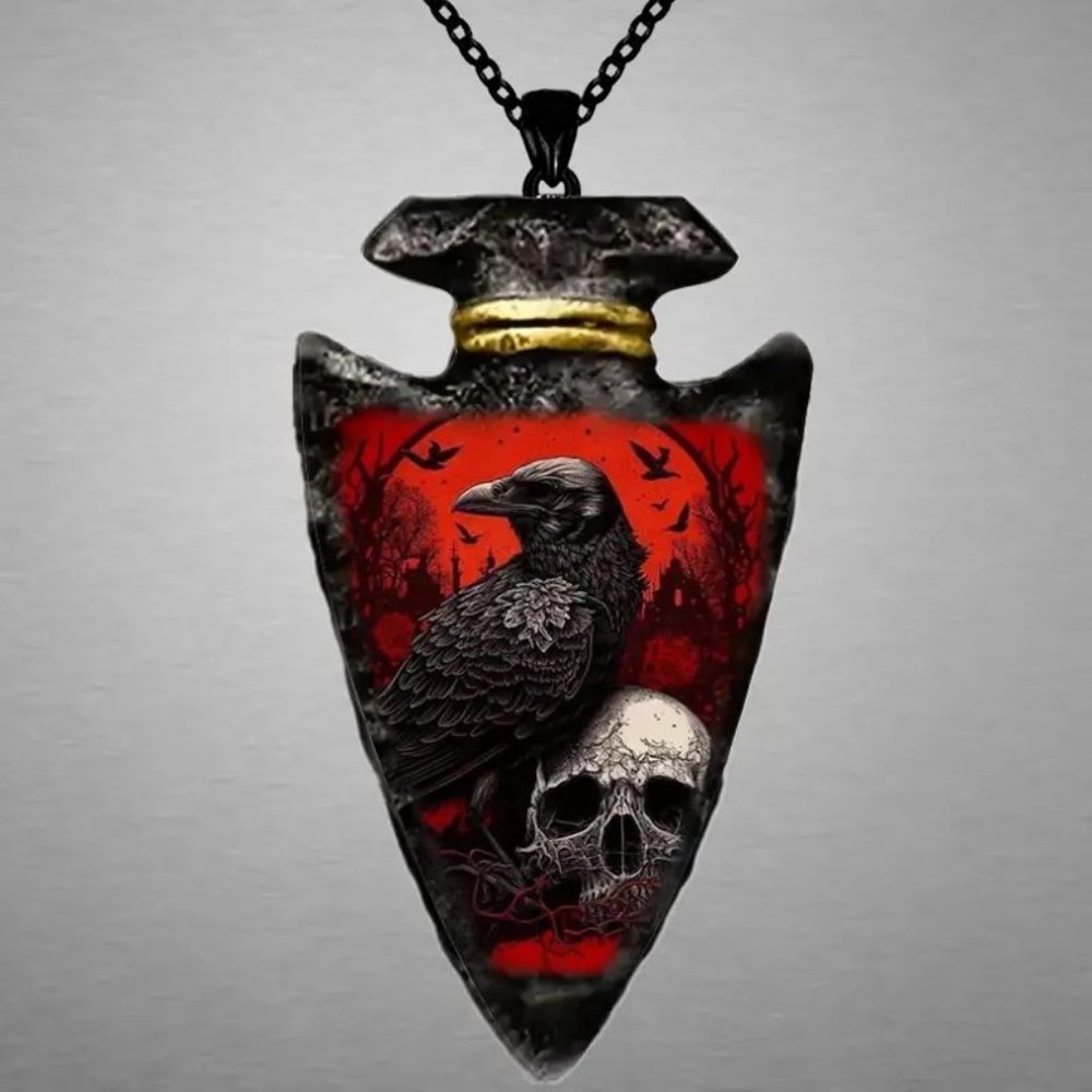 Necklace Black Raven & Skull arrowhead pendant Gothic Viking vamp Scene Odin